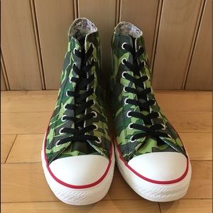 gorillaz converse camo